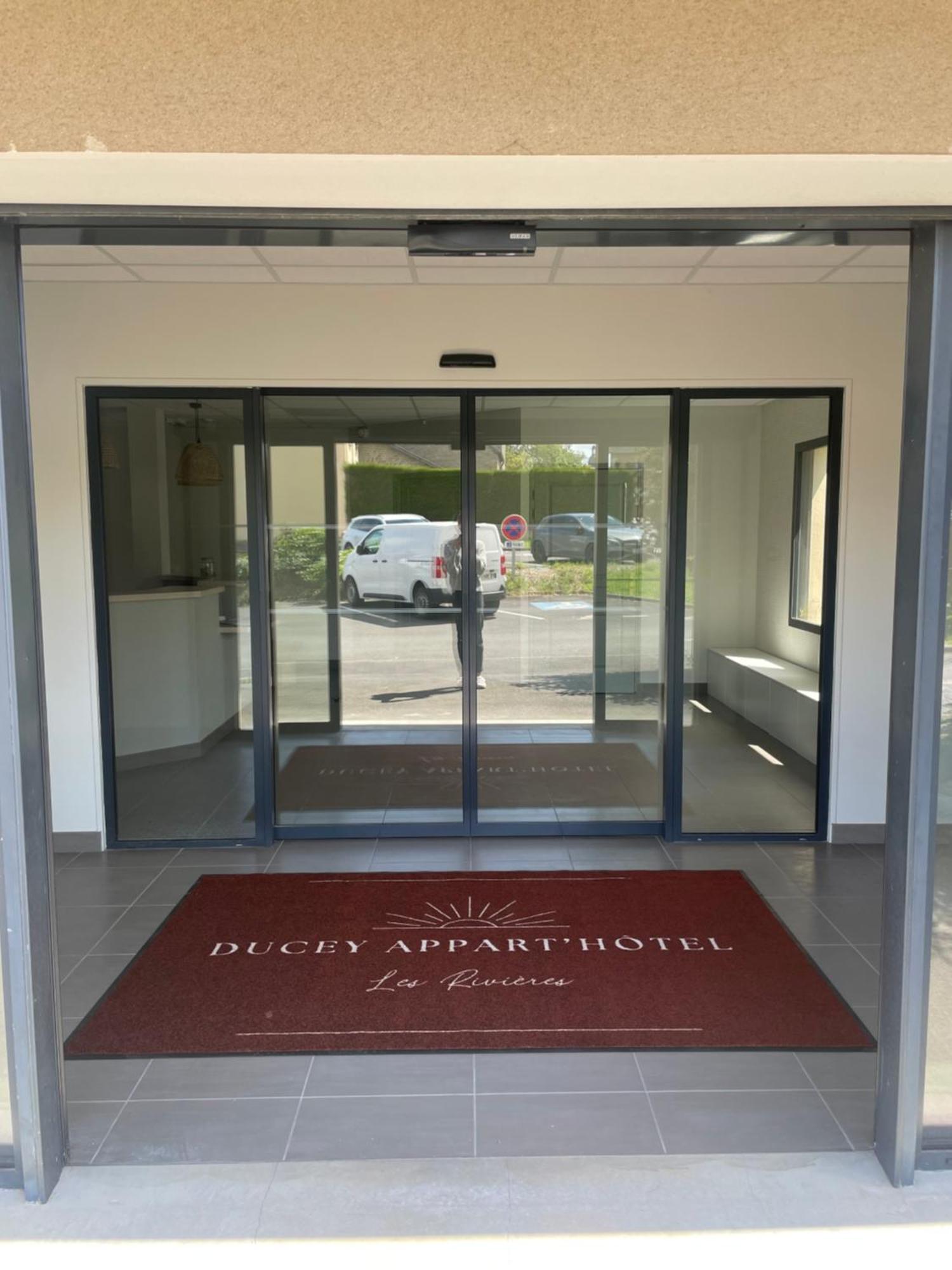 Ducey Appart'Hotel - Les Rivieres Exteriér fotografie